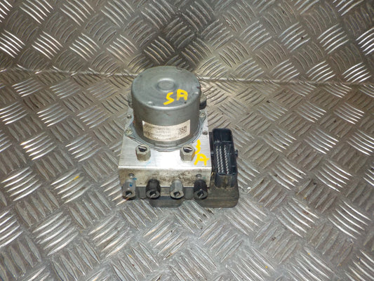 Opel Karl Abs Pumpe Med OEM Nr. 544764491 Fra Opel Ophugger