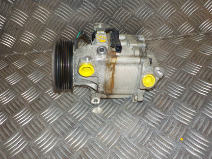 Opel Karl Aircondition Pumpe Med OEM Nr. 94551797 Fra Opel Ophugger