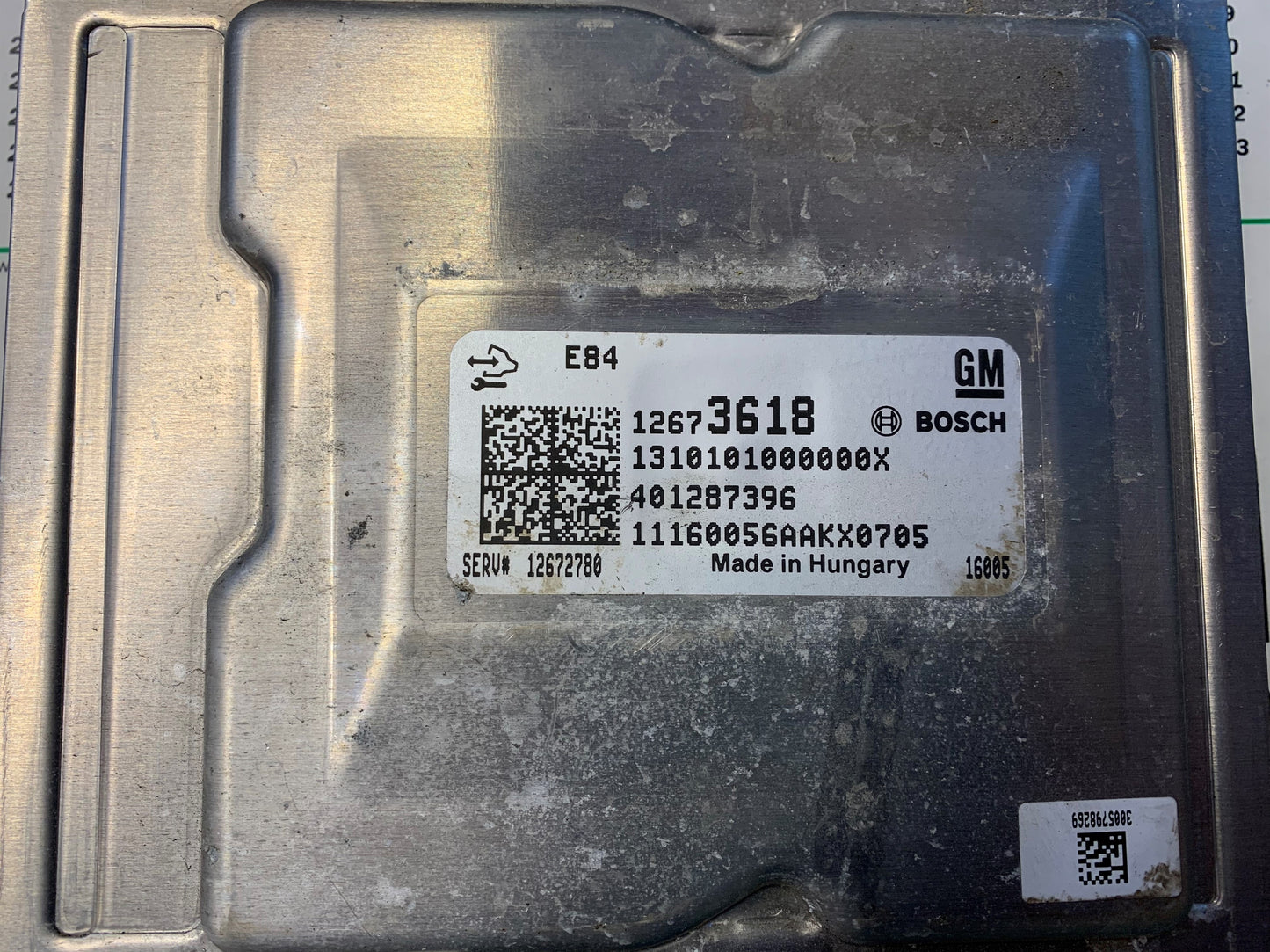 Opel Karl Motorstyring - Motorstyreboks - Injection Elboks Med OEM Nr. 12673618 Fra Opel Ophugger