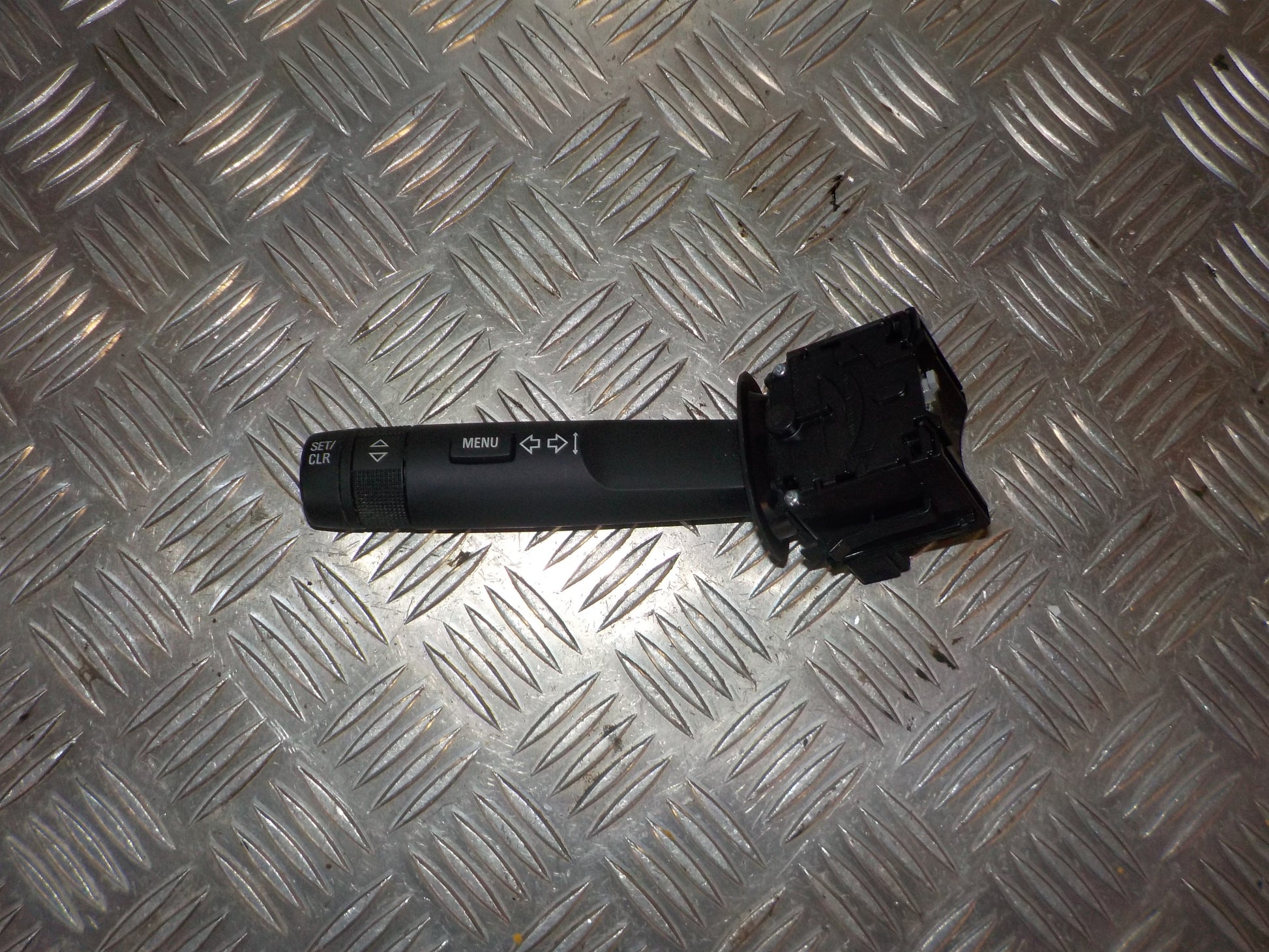 Opel Karl Kontakt Blink Med OEM Nr. 23423701 Fra Opel Ophugger