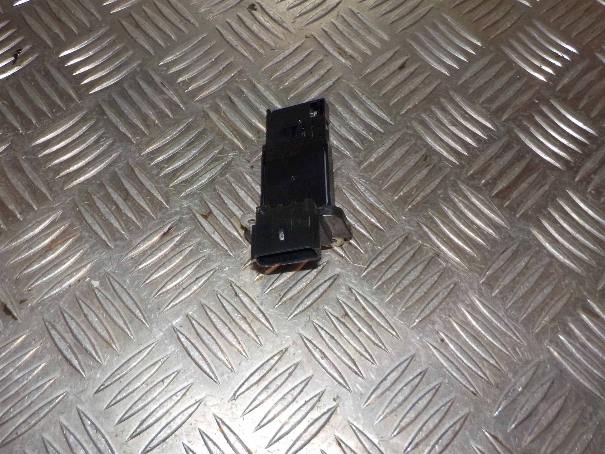 Opel Karl Luftmængdemåler Med OEM Nr. 23144941 Fra Opel Ophugger