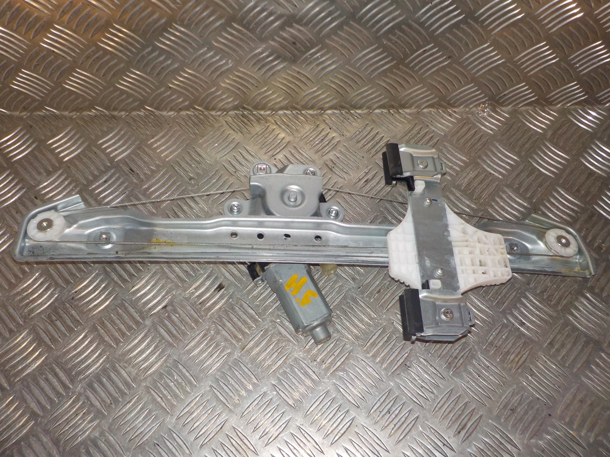 Opel Karl Rudemotor - Rudehejs Med OEM Nr. 98810M2X10 Fra Opel Ophugger