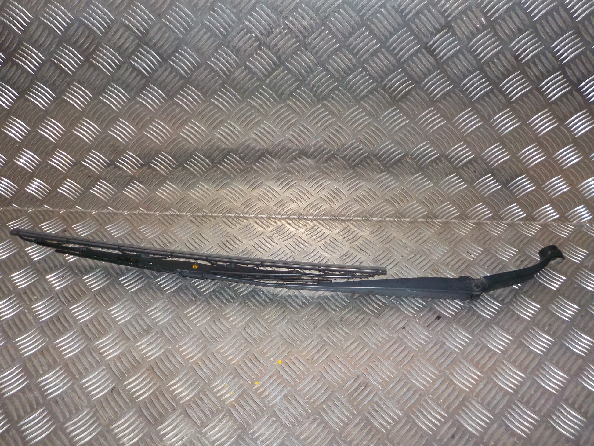 Opel Karl Viskerarm Med OEM Nr. 95391364 Fra Opel Ophugger