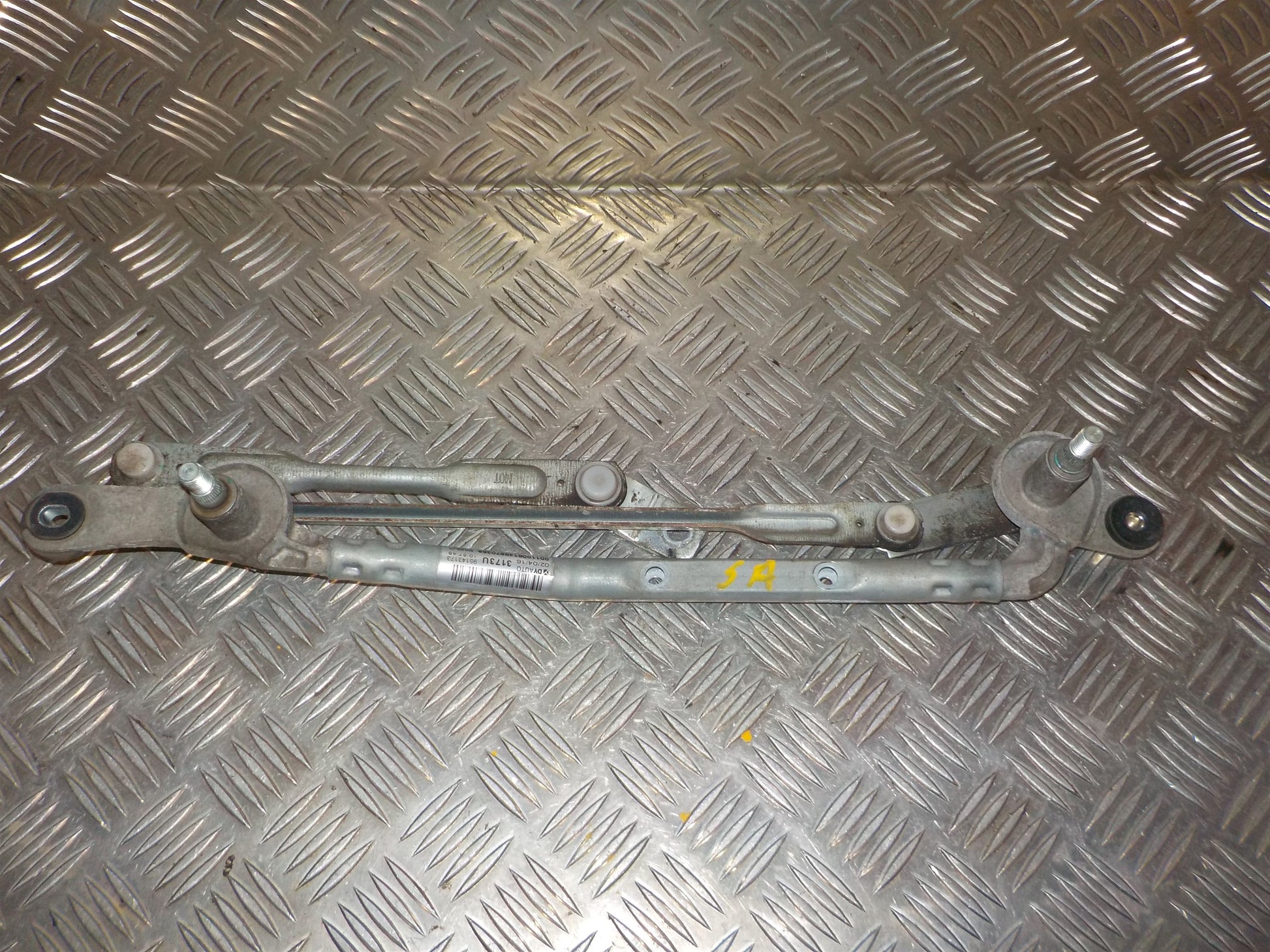 Opel Karl Viskertræk Med OEM Nr. 95143173 Fra Opel Ophugger