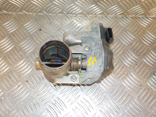 Renault Clio 4 Egr Ventil Med OEM Nr. 147B08010RB Fra Renault Ophugger