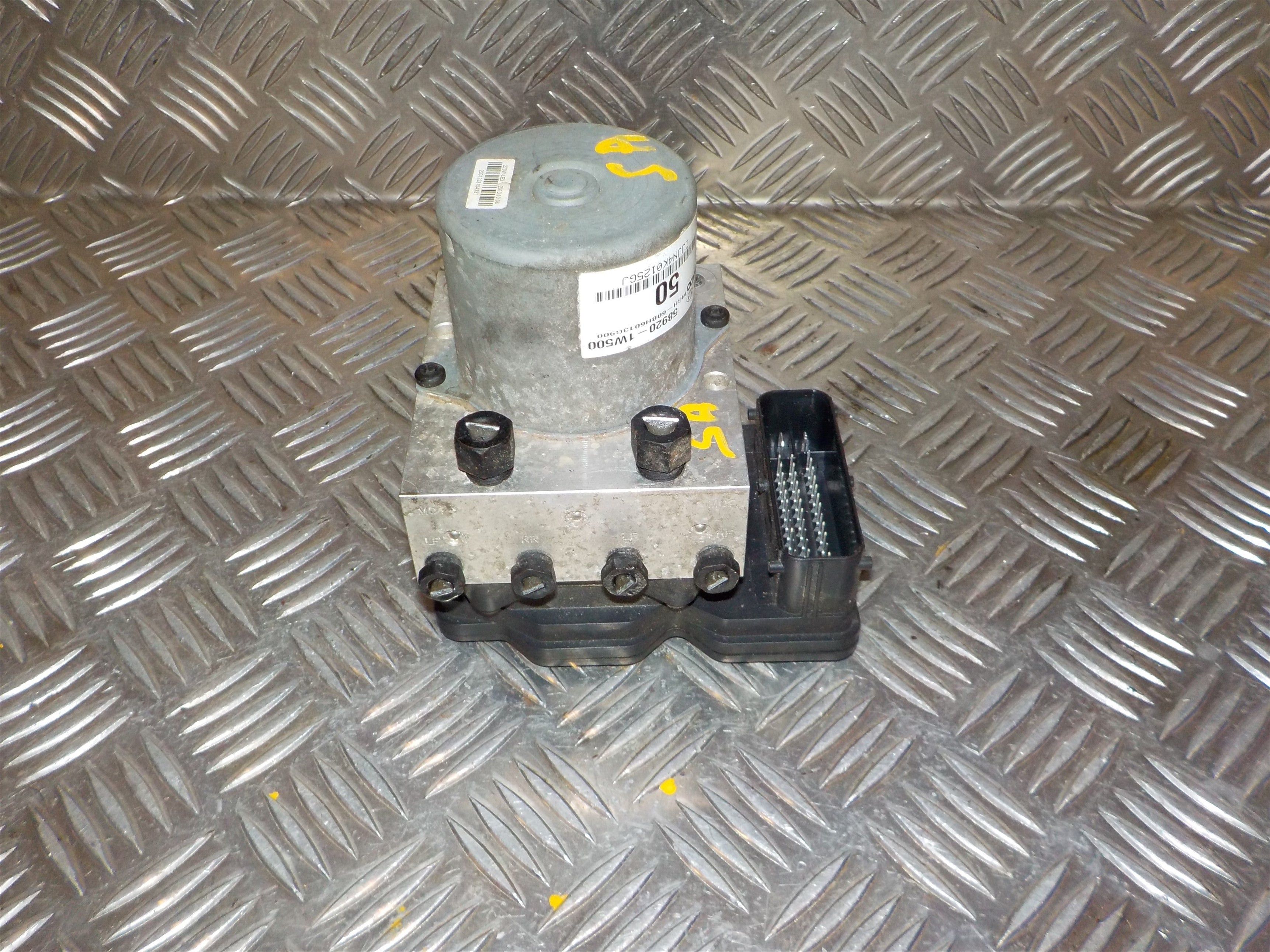 Kia Rio Ub ABS Pumpe Med OEM Nr. 589201W500 Fra Kia Ophugger