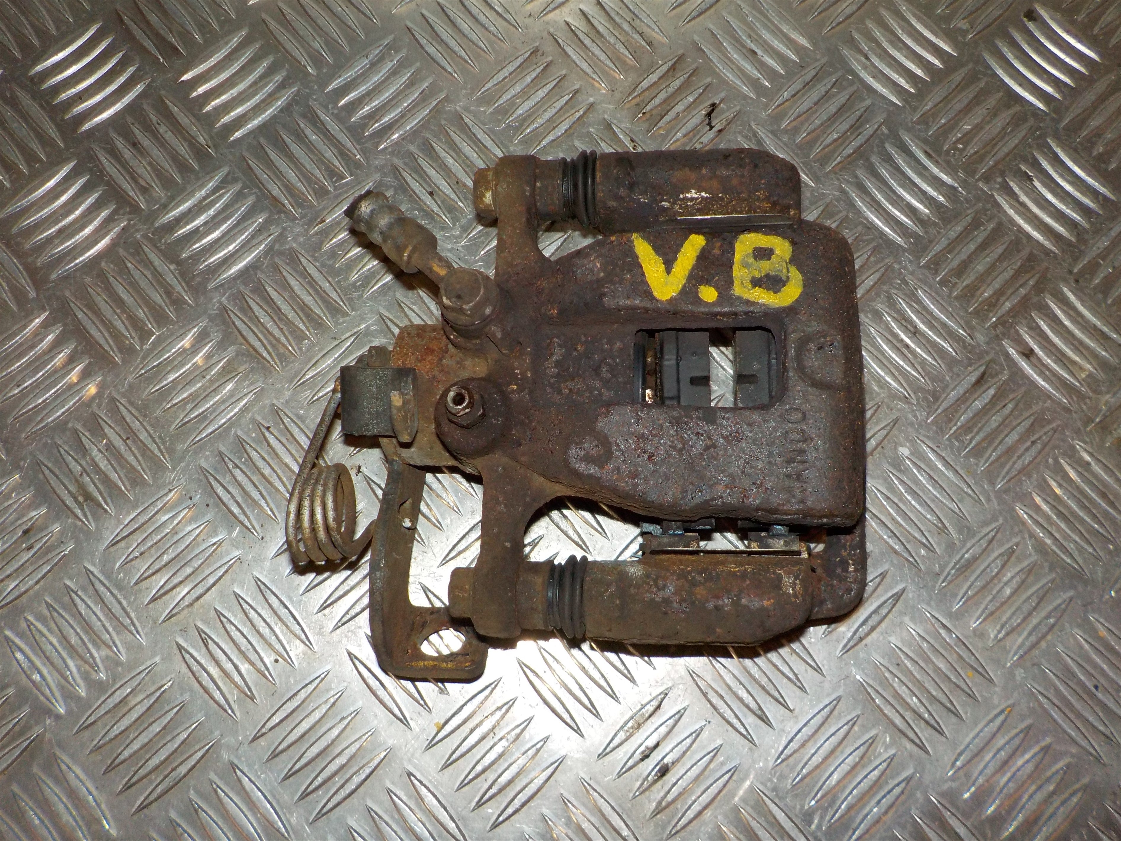 Kia Rio Ub Bremsekaliber Vb Med OEM Nr. 583001W350 Fra Kia Ophugger