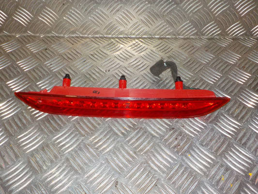 Kia Rio UB Bremselys Med OEM Nr. 927001W210 Fra Kia Ophugger
