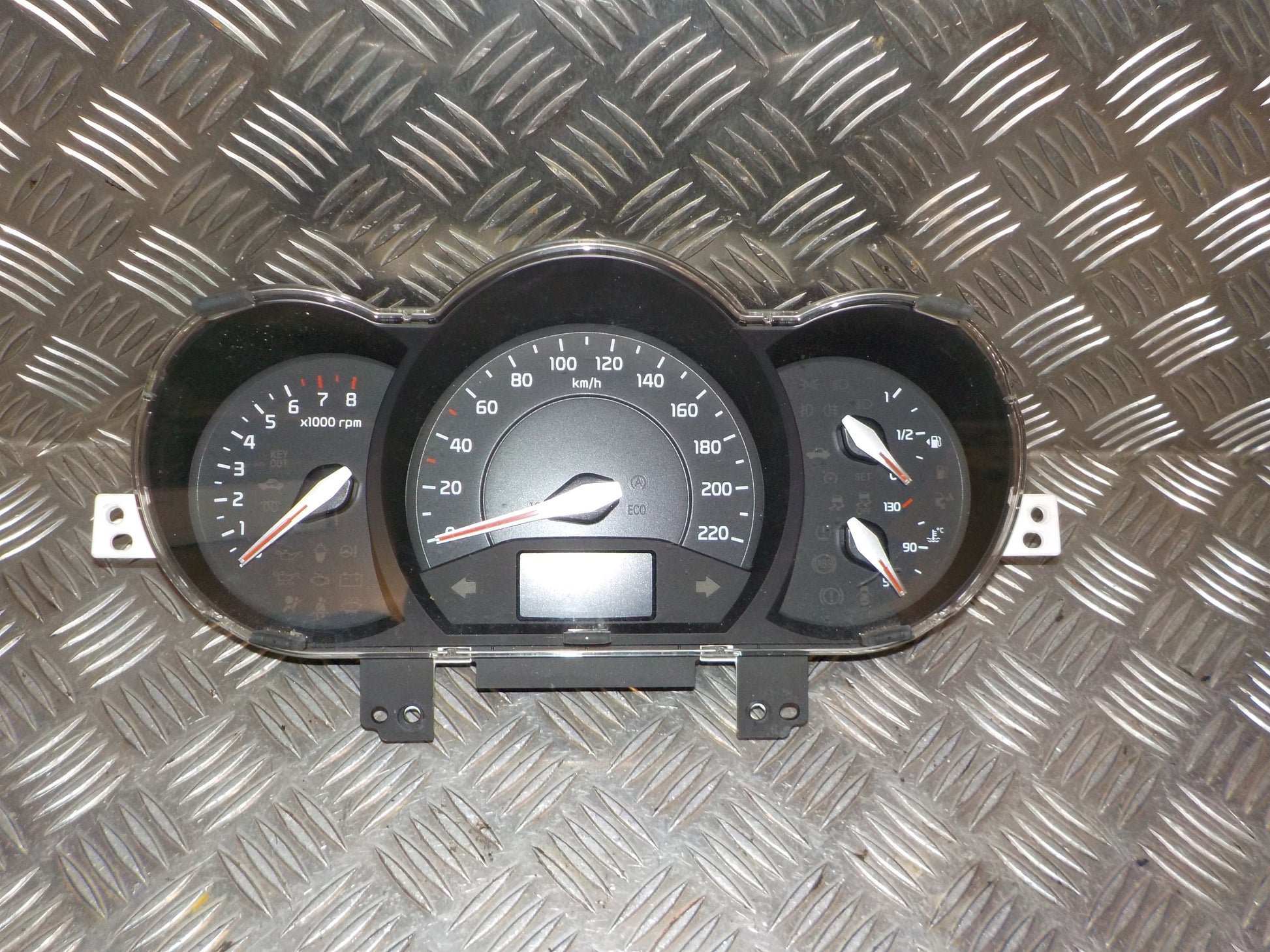 Kia Rio UB Speedometer - Instrument Med OEM Nr. 940261W418 Fra Kia Ophugger