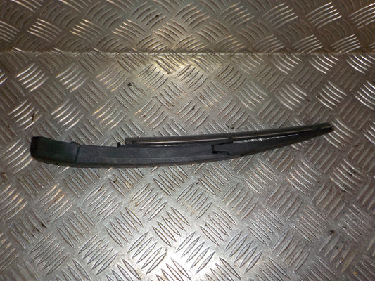 Kia Rio UB Viskerarm Med OEM Nr. 988152P000 Fra Kia Ophugger