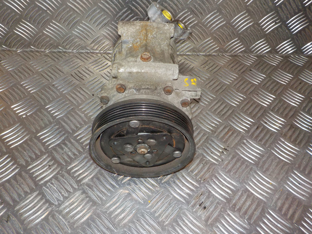 Renault Twingo 2 Aircondition Pumpe Med OEM Nr. 2367406245 Fra Renault Ophugger