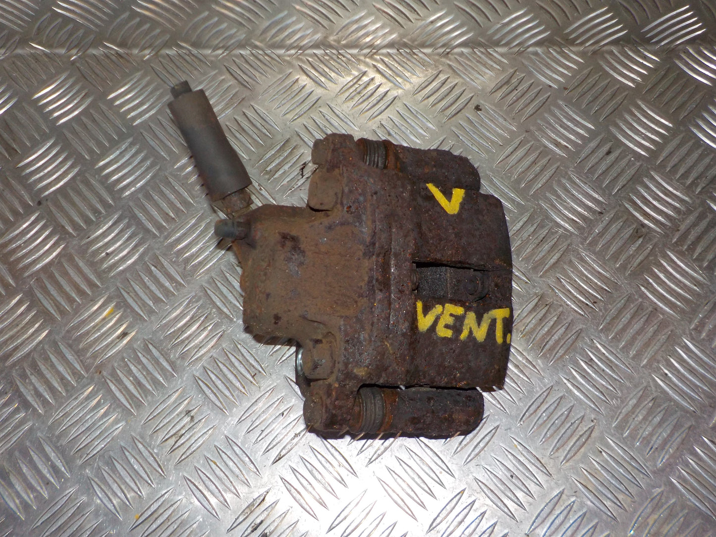 Renault Twingo 2 Bremsekaliber VF Med OEM Nr. Ophugger Fra Renault Ophugger