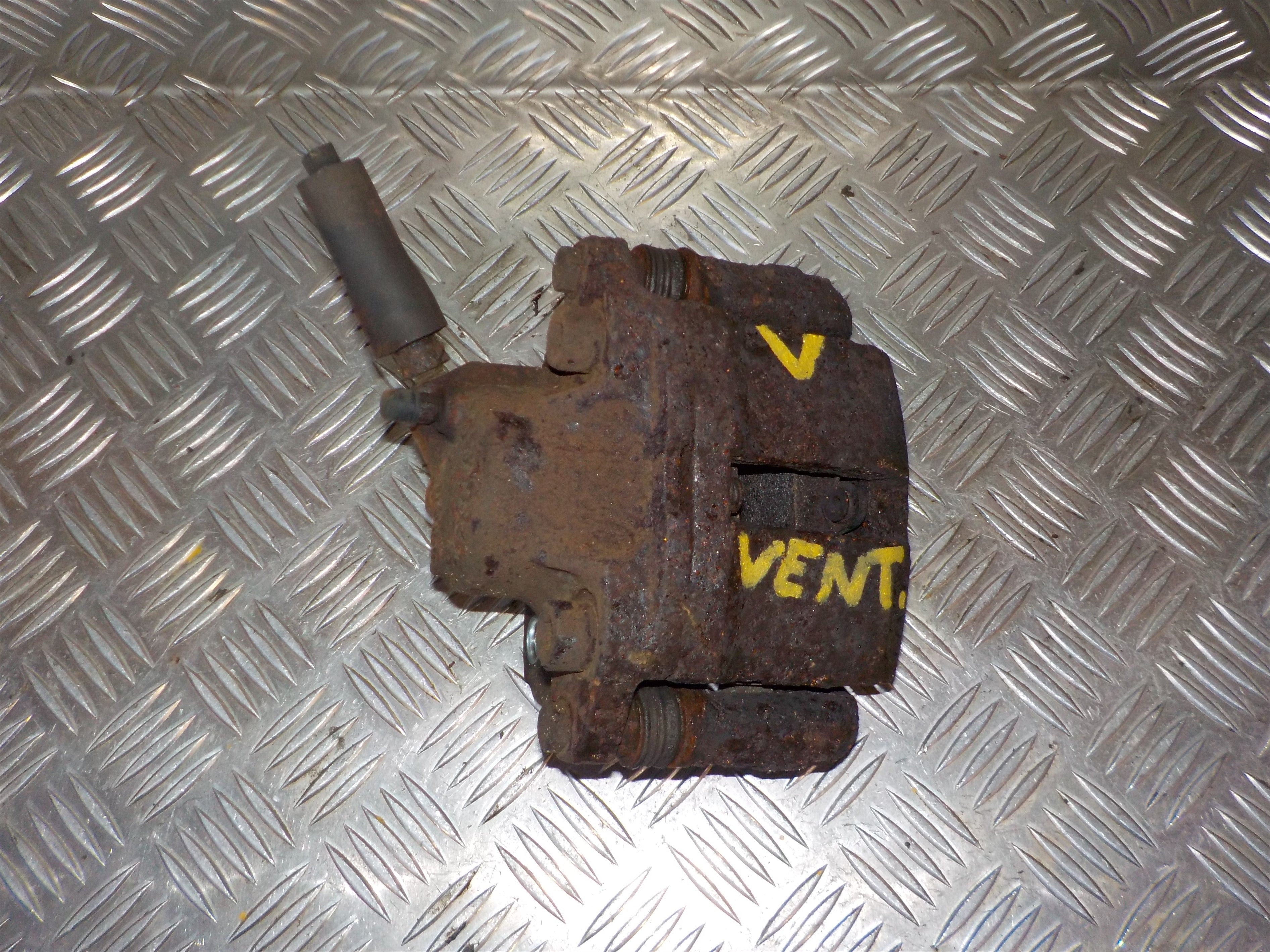 Renault Twingo 2 Bremsekaliber Vf Med OEM Nr. Ophugger Fra Renault Ophugger