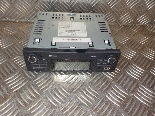 Renault Twingo 2 Radio M/Cd Med OEM Nr. 281156707R Fra Renault Ophugger