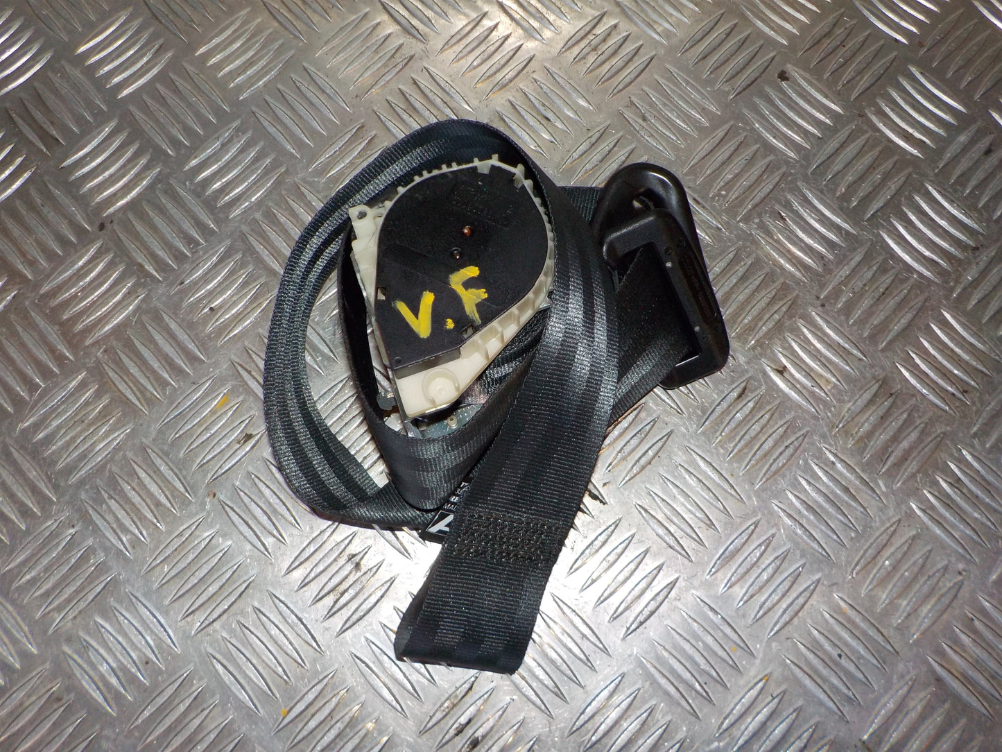 Renault Twingo 2 Sikkerhedsseler For Med OEM Nr. 532108 Fra Renault Ophugger