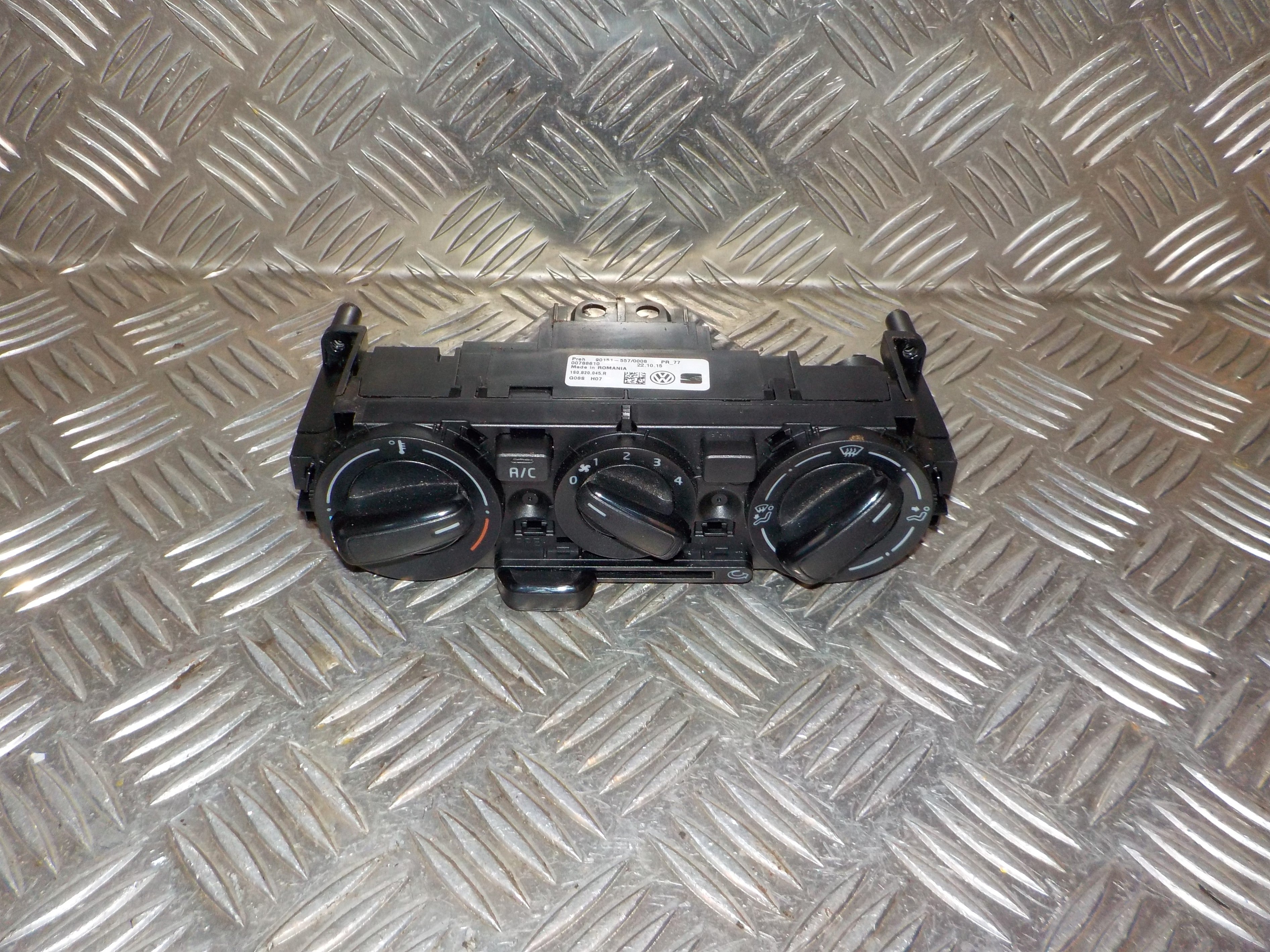 Seat Mii Varmeregulering Med OEM Nr. 1S0820045R Fra Seat Ophugger
