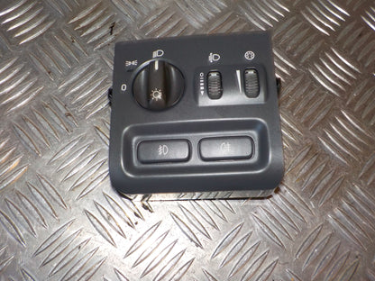 Volvo S40/V40 Kontakt Lys Med OEM Nr. Ophugger Fra Volvo Ophugger