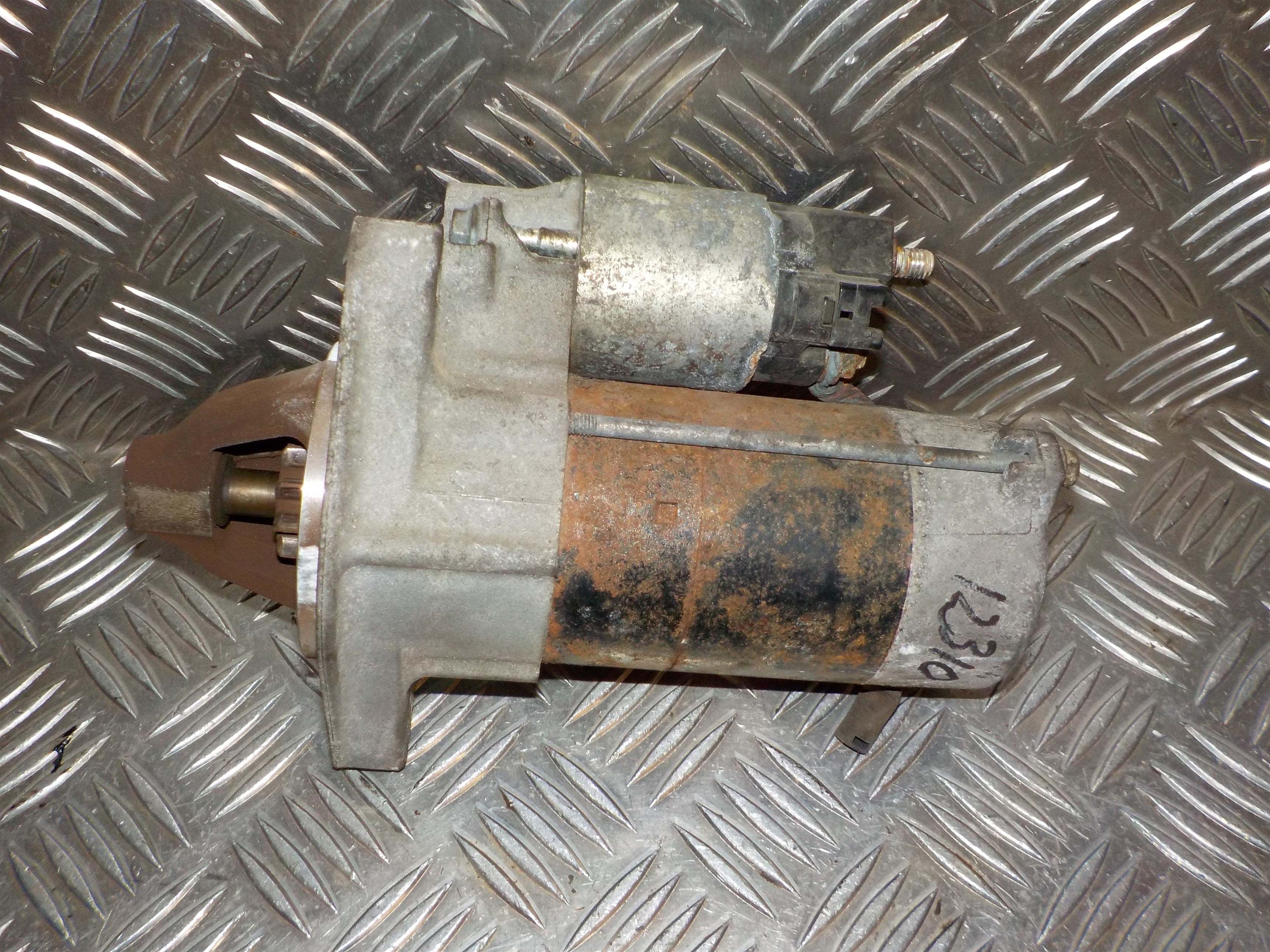 Toyota Yaris Jap. Starter Med OEM Nr. 2810021030 Fra Toyota Ophugger