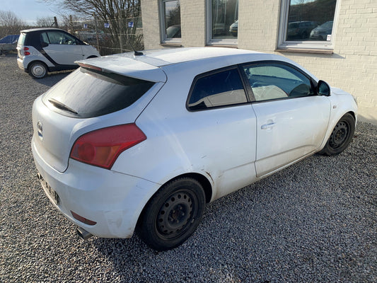 Kia Ceed Pluk-Selv-Bil Med OEM Nr. Ophugger Fra Kia Ophugger