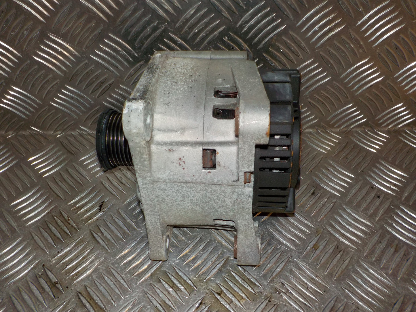 Renault Master Generator Med OEM Nr. 7700426849 Fra Renault Ophugger