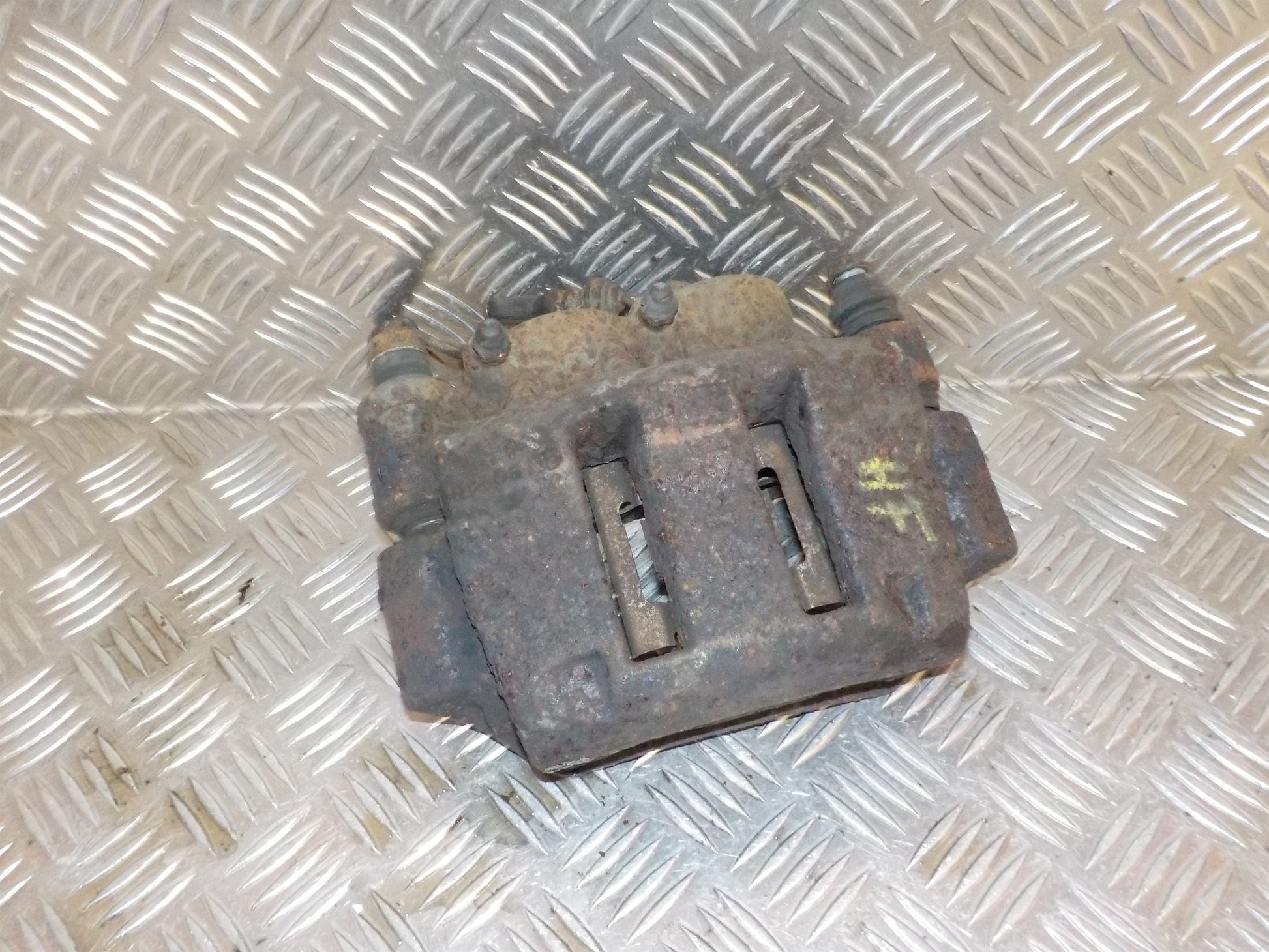 Renault Master Bremsekaliber HF Med OEM Nr. 7701208013 Fra Renault Ophugger