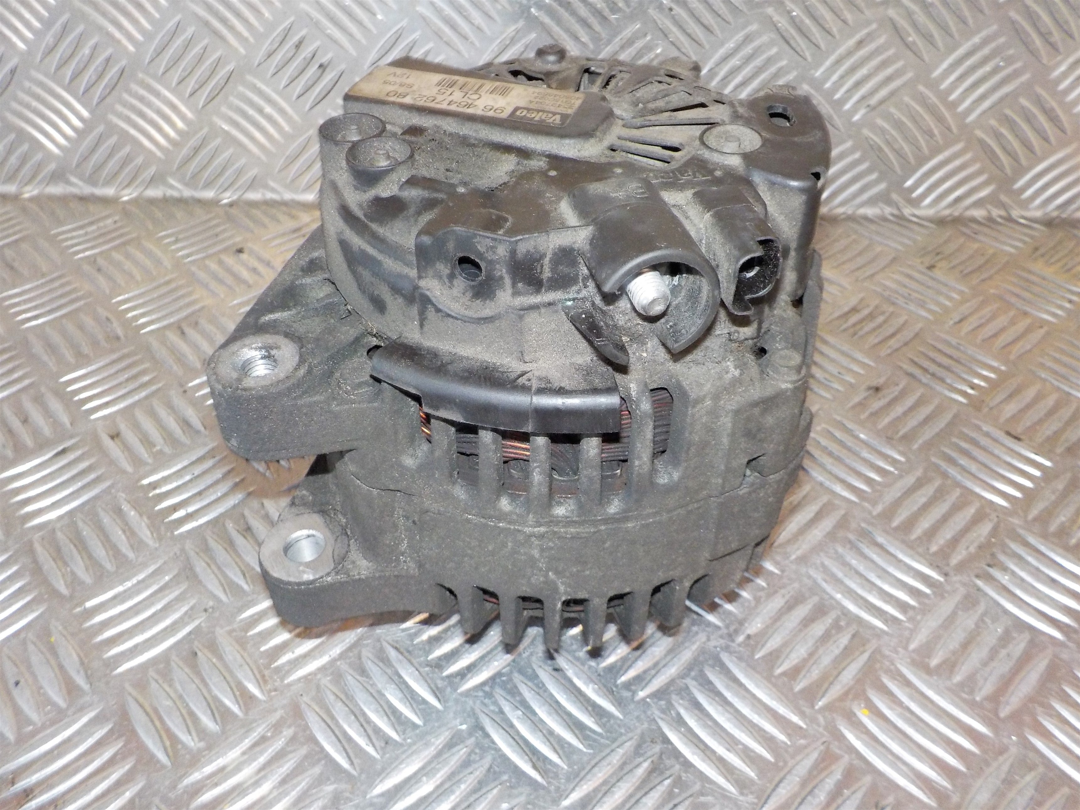 Peugeot 206 Generator Med OEM Nr. 57058G Fra Peugeot Ophugger