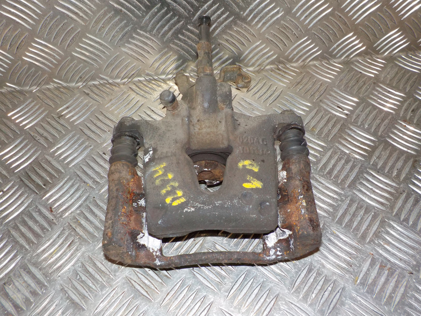 Ford Mondeo 3 Bremsekaliber VB Med OEM Nr. 1478420 Fra Ford Ophugger