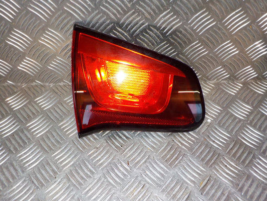 Citroen C3 II Baglygte Med OEM Nr. 9685225580 Fra Citroen Ophugger