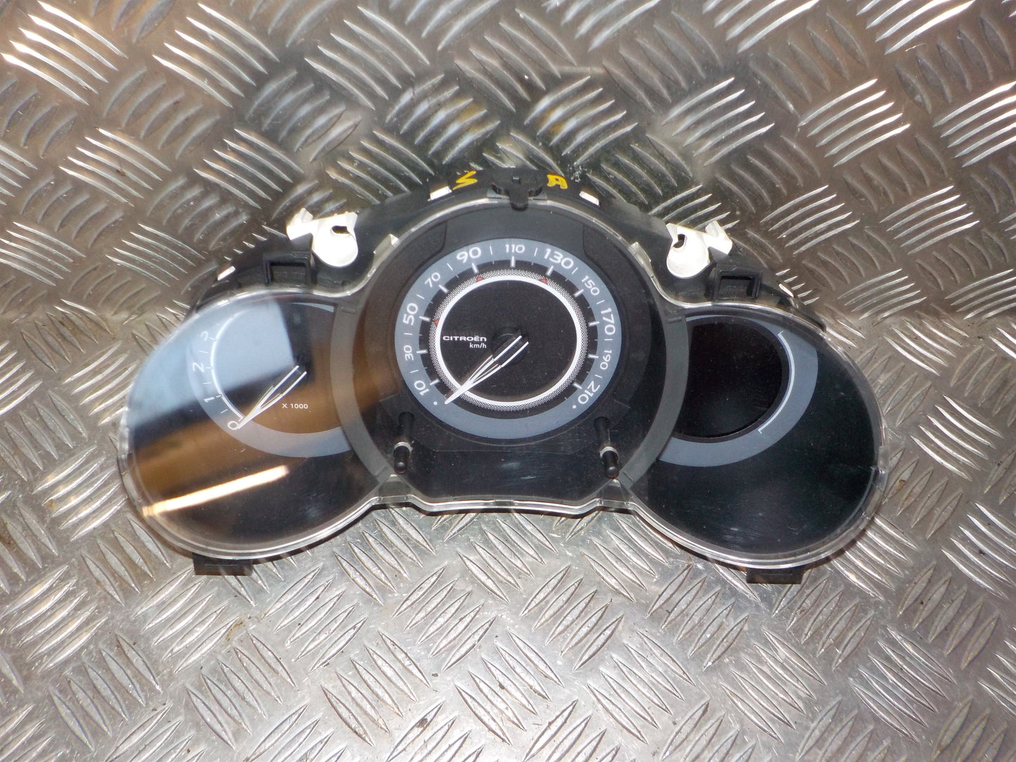 Citroen C3 II Speedometer - Instrument Med OEM Nr. 96668806XT	 Fra Citroen Ophugger
