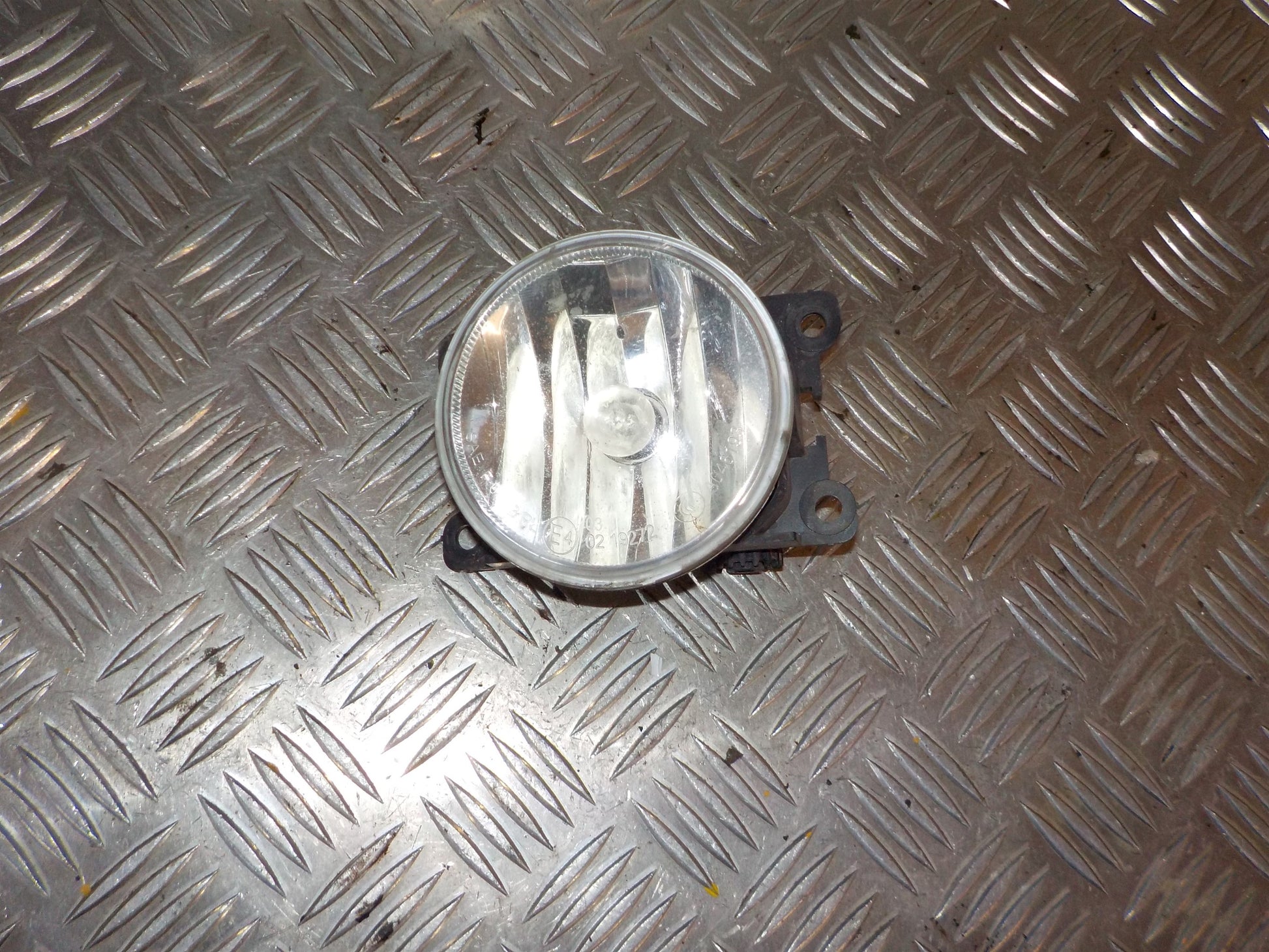 Citroen C3 II Tågelygte For Med OEM Nr. 6224Q9	 Fra Citroen Ophugger