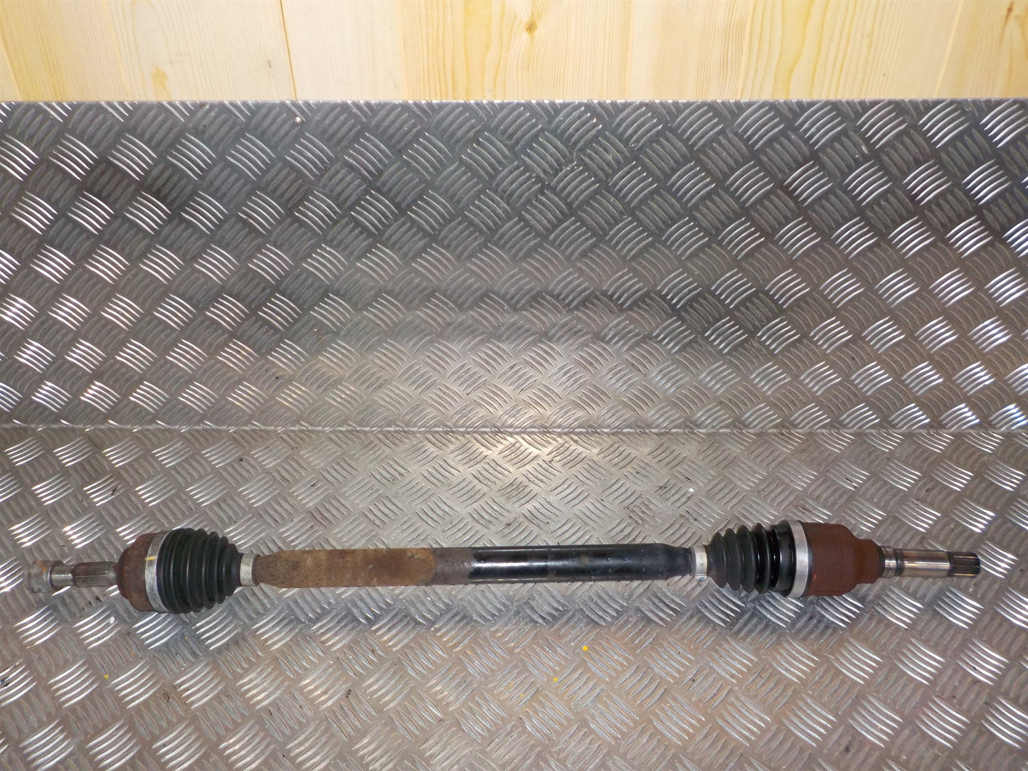 Citroen C3 II Trækaksel For H Med OEM Nr. 327538 Fra Citroen Ophugger