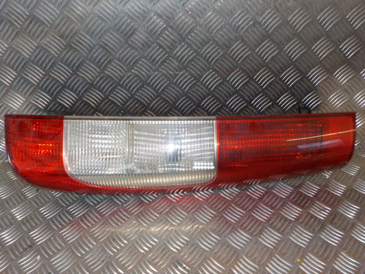 Mercedes VITO W639 Baglygte Med OEM Nr. Ophugger Fra Mercedes Ophugger