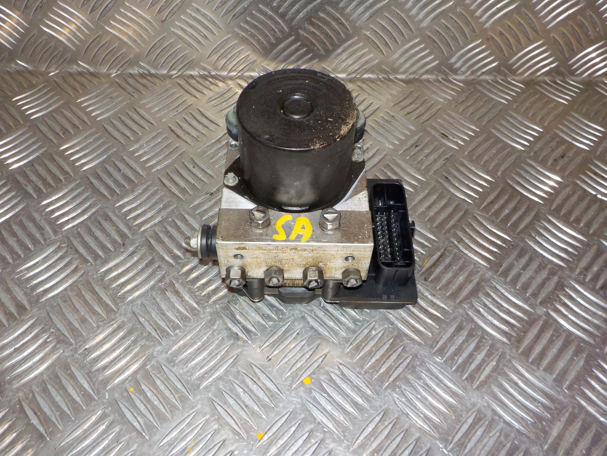 VW Polo 6R Abs Pumpe Med OEM Nr. 6R0614517AN Fra VW Ophugger