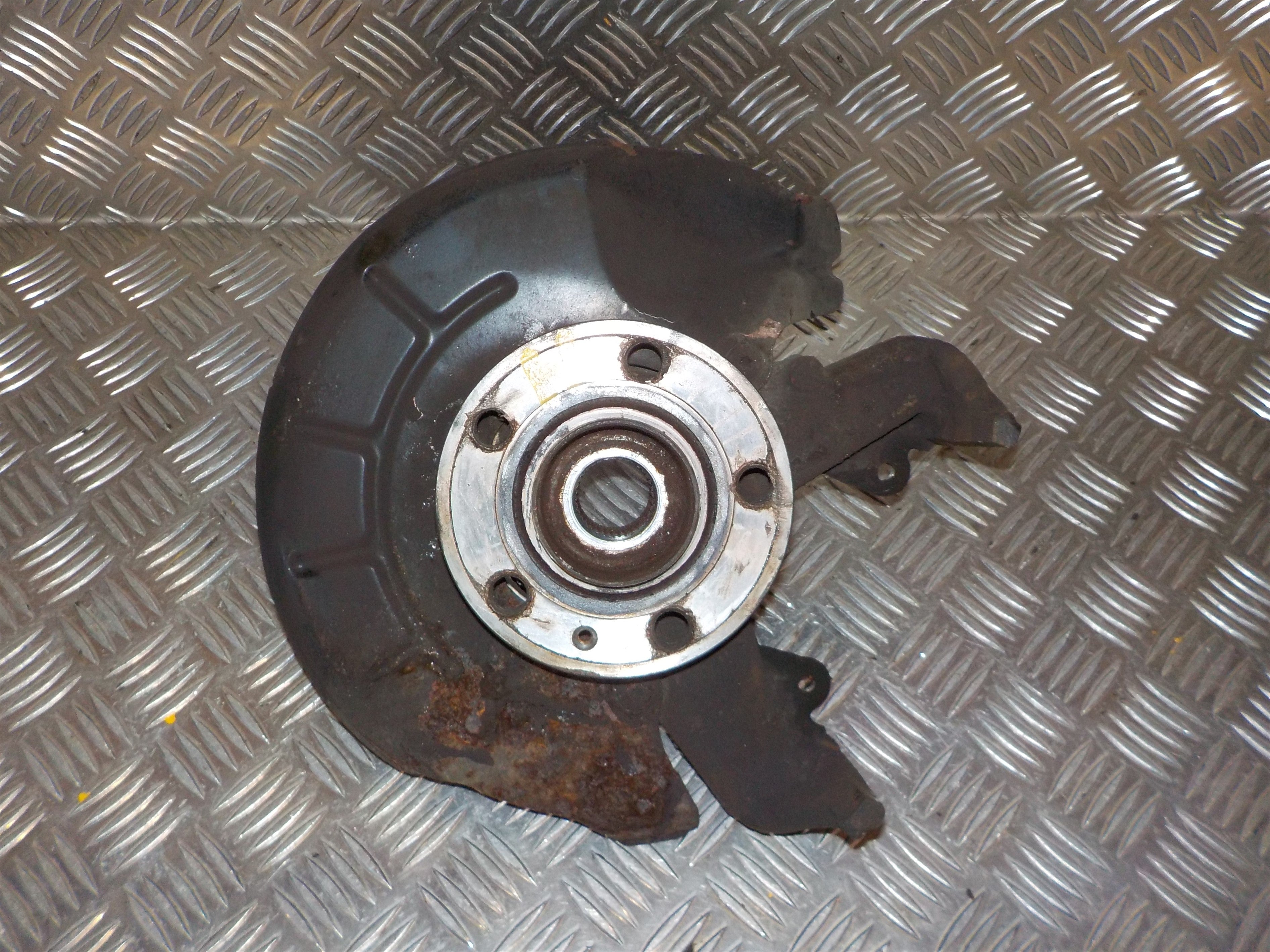 VW Polo 6R Spindel For H Med OEM Nr. 6Q0407256AC Fra VW Ophugger