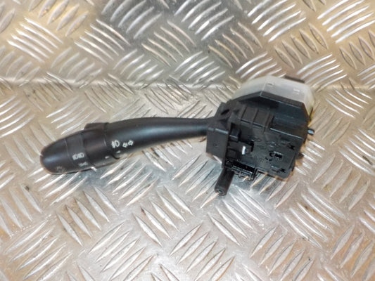 Kia Ceed Kontakt Blink Med OEM Nr. 934101H200 Fra Kia Ophugger
