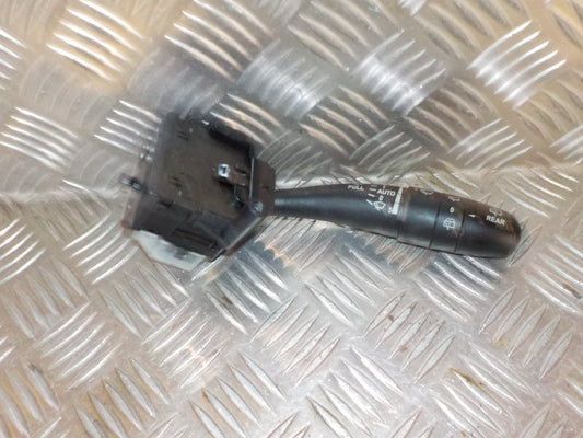 Kia Ceed Kontakt Visker Med OEM Nr. 934201H300 Fra Kia Ophugger
