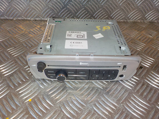 Renault Grand Scenic 3 Radio M/Cd Med OEM Nr. 281153266R Fra Renault Ophugger