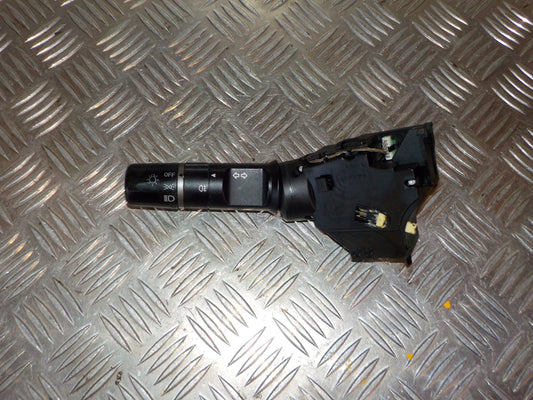 Mazda 2 DE Kontakt Blink Med OEM Nr. DF7166122 Fra Mazda Ophugger