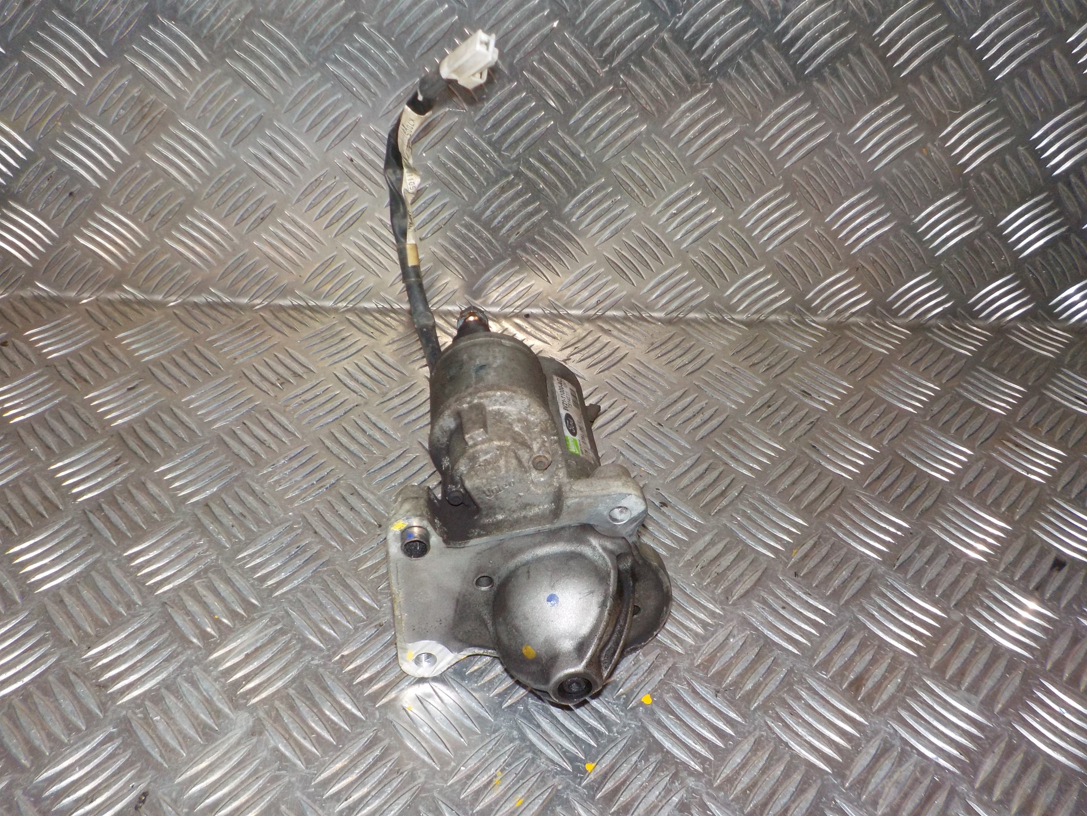 Mazda 2 De Starter Med OEM Nr. 8V2111000AC Fra Mazda Ophugger