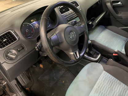 VW Polo 6R Pluk-Selv-Bil Med OEM Nr. Ophugger Fra VW Ophugger