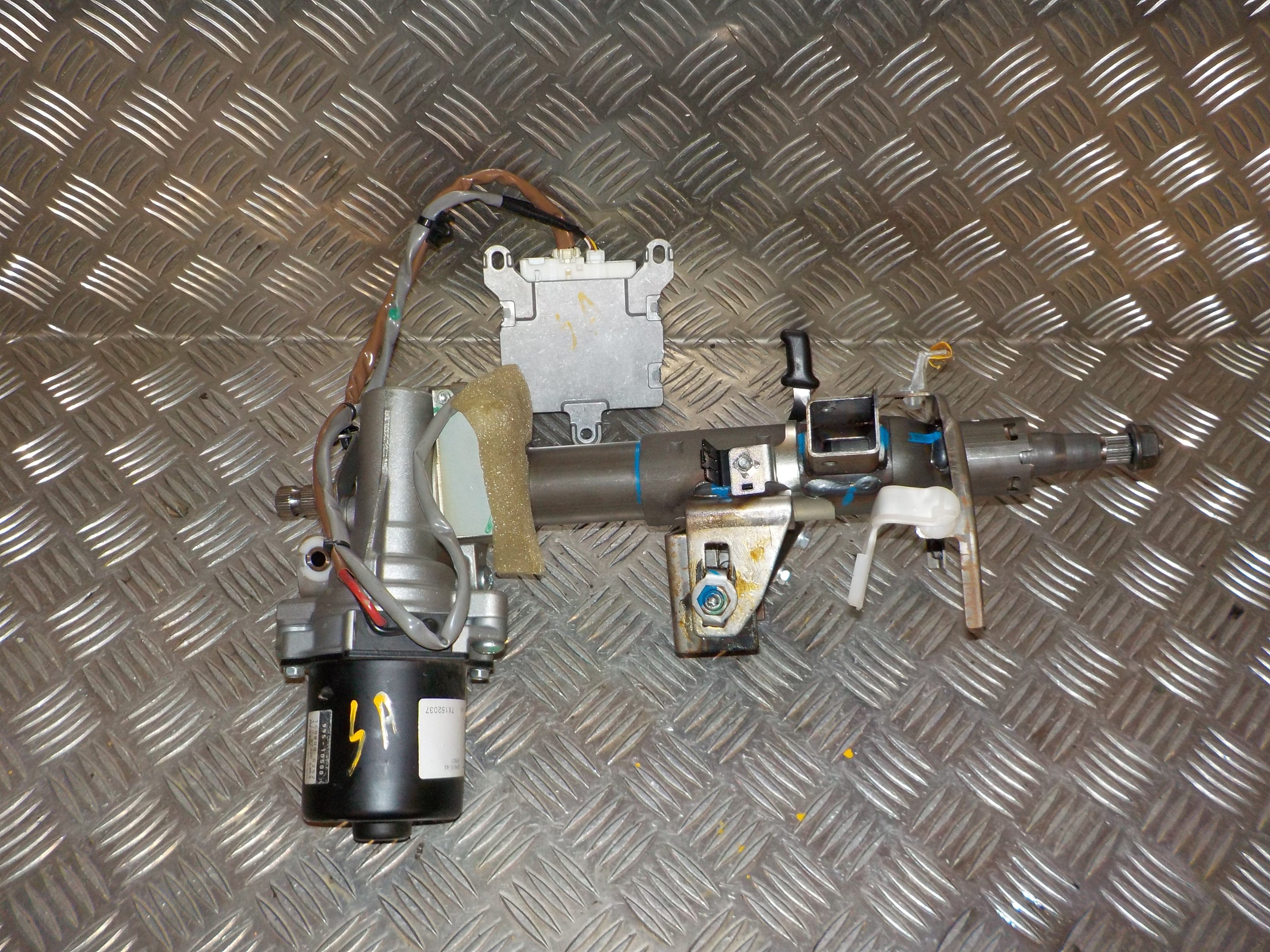 Toyota Aygo Ratstamme M/El-Servo Med OEM Nr. 1608000252 Fra Toyota Ophugger