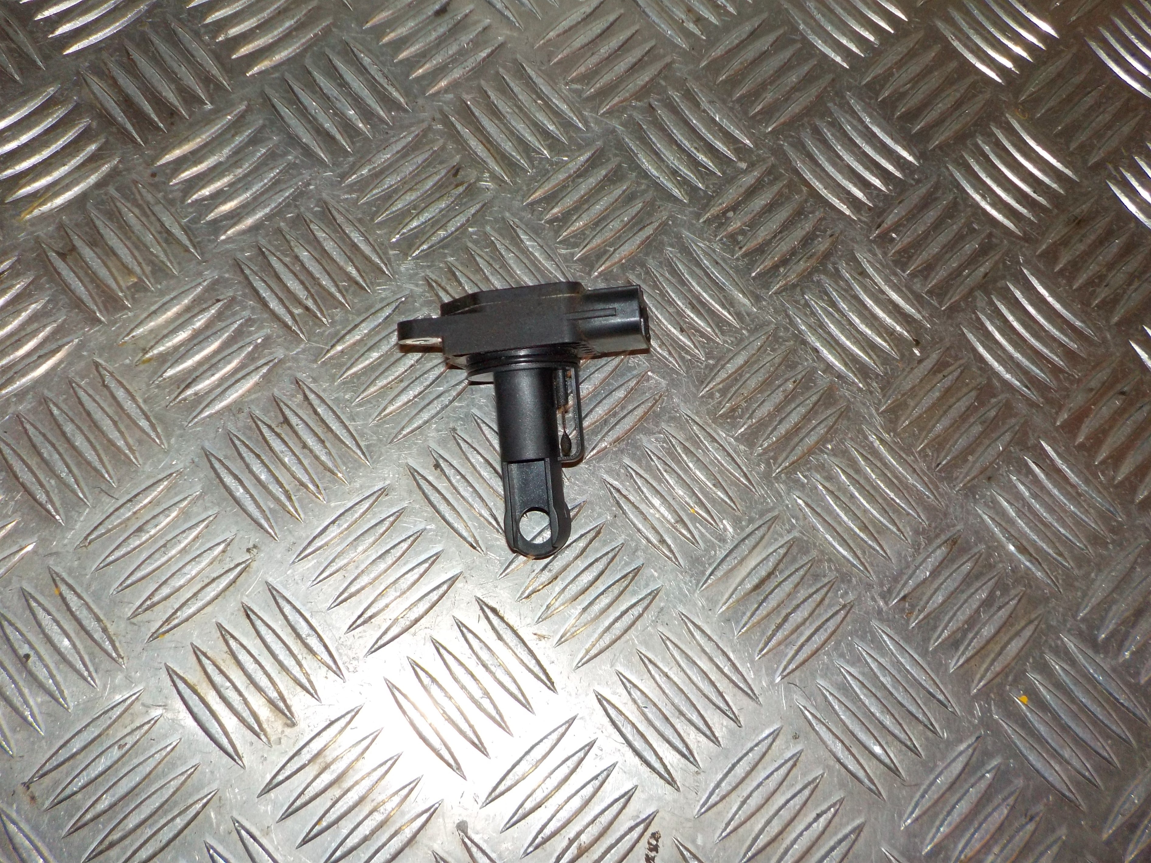 Mazda 2 De Luftmængdemåler Med OEM Nr. 1974002010 Fra Mazda Ophugger