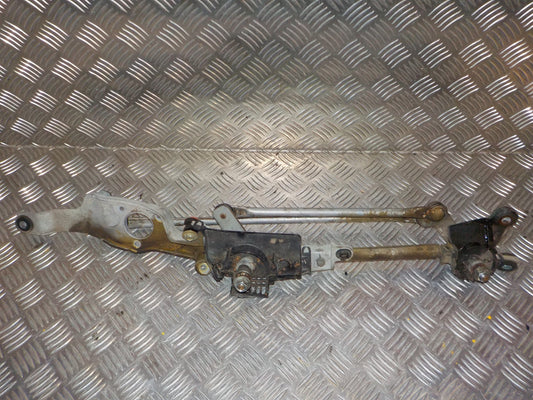 Mazda 2 DE Viskertræk Med OEM Nr. DF7167360C Fra Mazda Ophugger