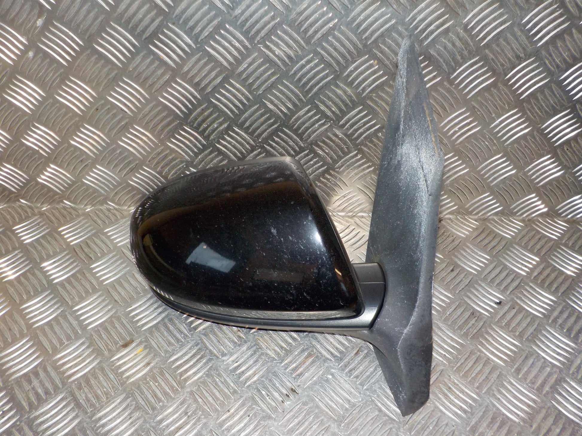 Mazda 2 DE Sidespejl Med OEM Nr. GS1D691N1A	 Fra Mazda Ophugger