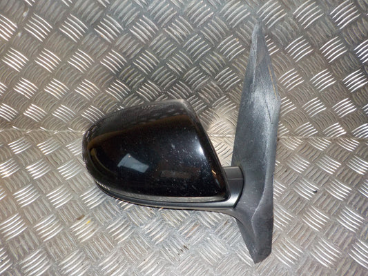 Mazda 2 DE Sidespejl Med OEM Nr. GS1D691N1A	 Fra Mazda Ophugger