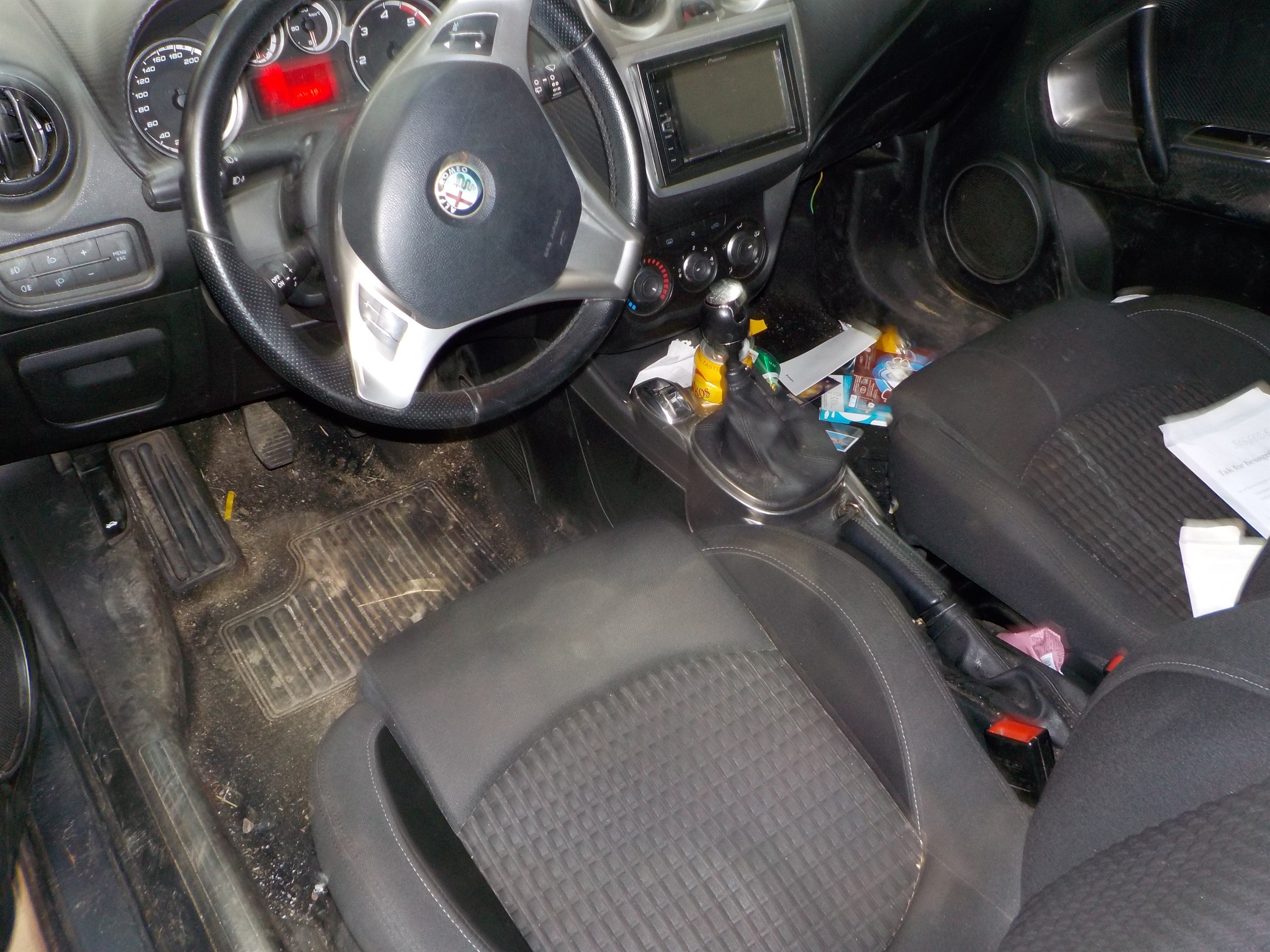 Alfa Romeo Alfa Mito Pluk-Selv-Bil Med OEM Nr. Ophugger Fra Alfa Romeo Ophugger