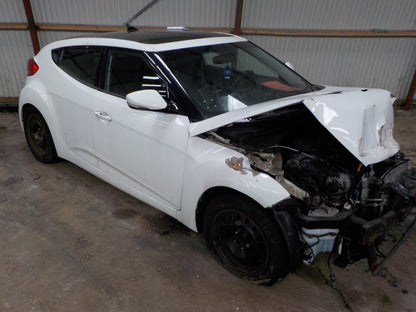 Hyundai Veloster Pluk-Selv-Bil Med OEM Nr. Ophugger Fra Hyundai Ophugger