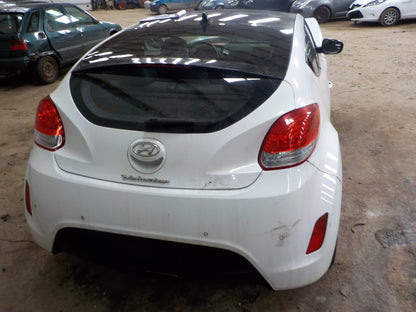 Hyundai Veloster Pluk-Selv-Bil Med OEM Nr. Ophugger Fra Hyundai Ophugger