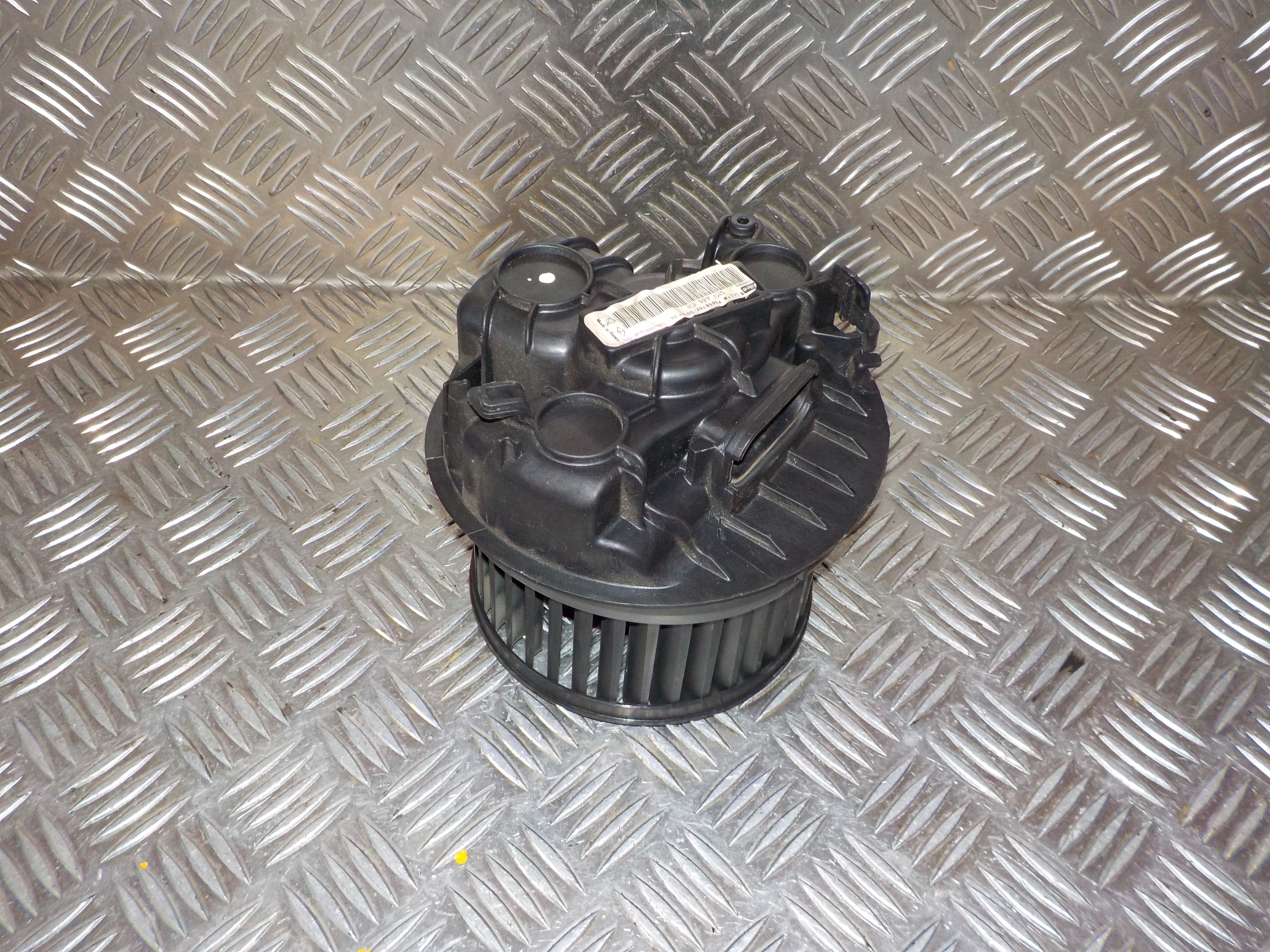 Citroen C3 Varmeblæser Med OEM Nr. 6441Q5 Fra Citroen Ophugger