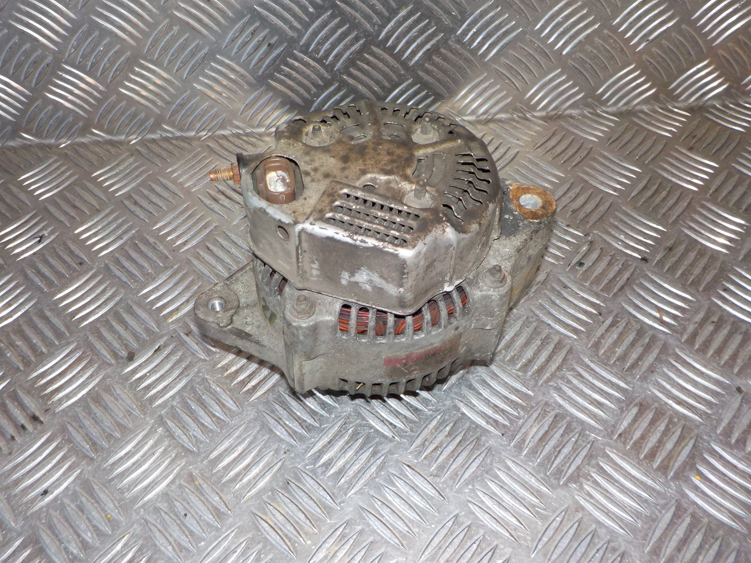 Suzuki Baleno Generator Med OEM Nr. 3140060G13 Fra Suzuki Ophugger